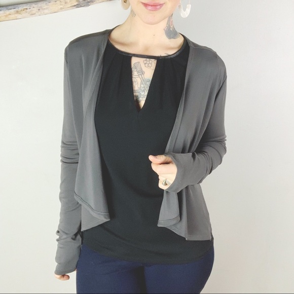 Carmen Marc Valvo Sweaters - CARMEN MARC VALVO Stretch Shrug Cardigan